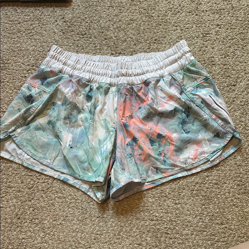 EUC LULU shorts size 10